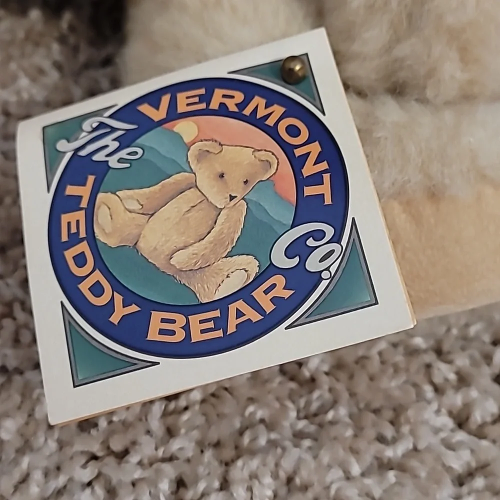 Vermont Teddy Bear Company Tan Plush 12 Inches Tall Moveable 1995 With Tag